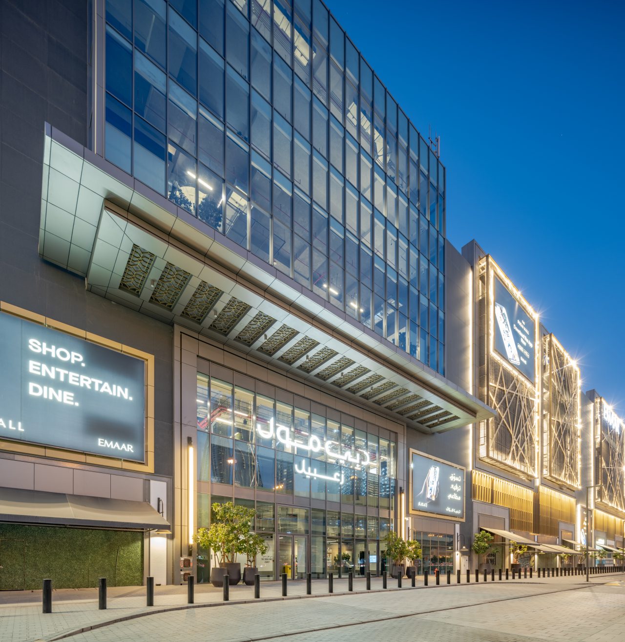 Dubai Mall Zaabeel Expansion and Bridge | Gujarat Guardian Glass