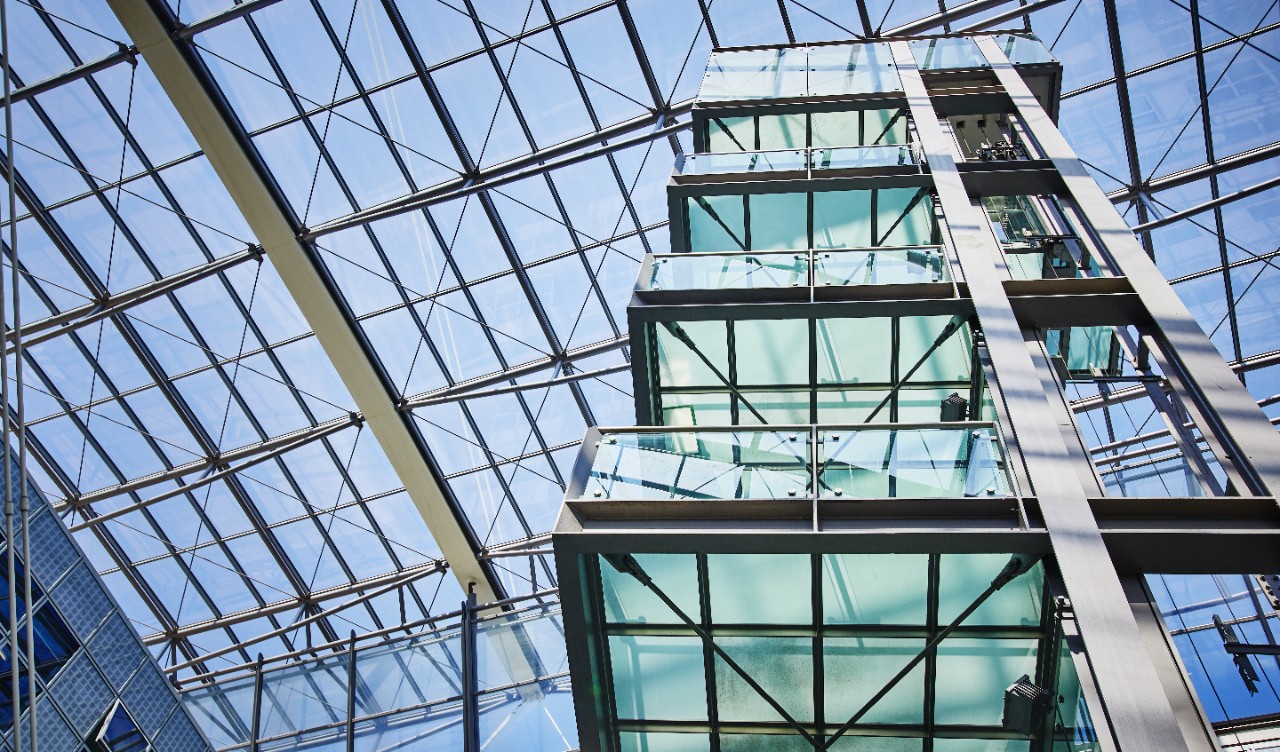 We don`t have right to use the pictures. Building owner permission is missing.