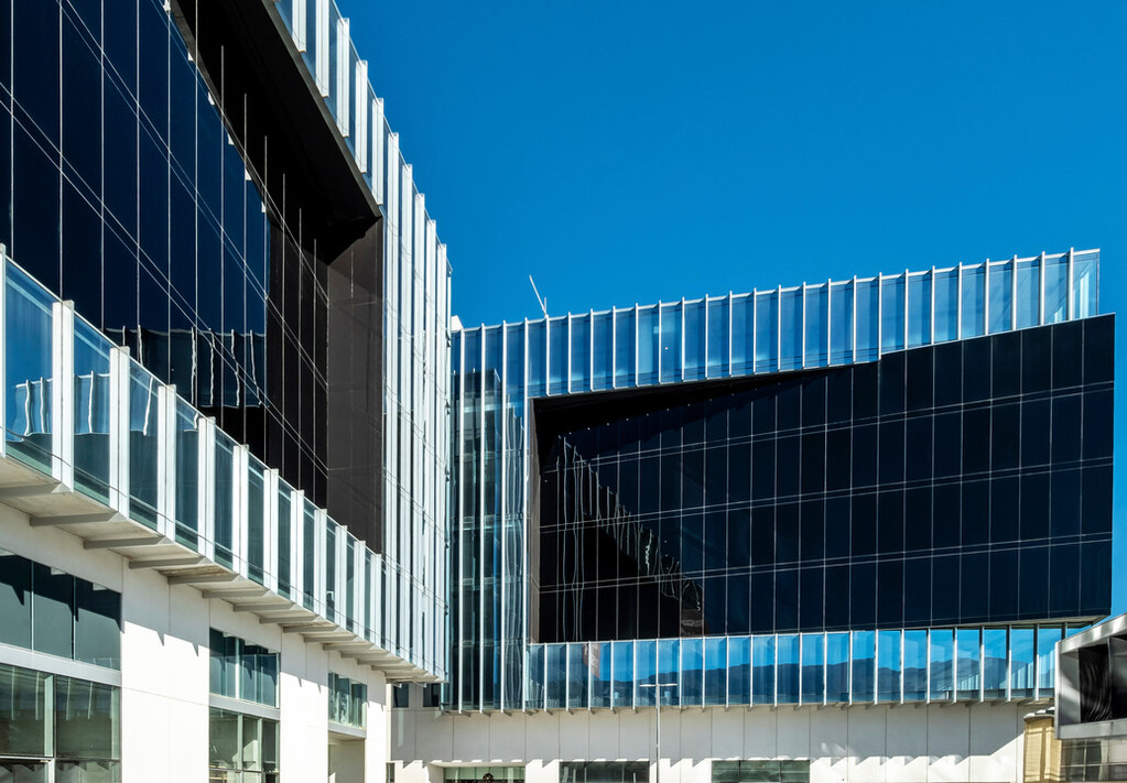 9,200 m2
AG 43
Desarrollador: Emblem Capital
Arq. Alberto Vidal / Vidal Arquitectos
Interiores: Fernando Márquez / Márquez Quevedo
Photographer: Felipe Carrasco